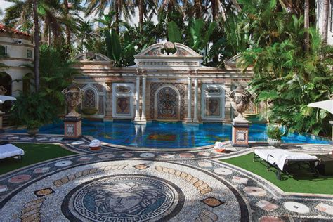 versace mansion miami beach reviews|where did gianni versace live.